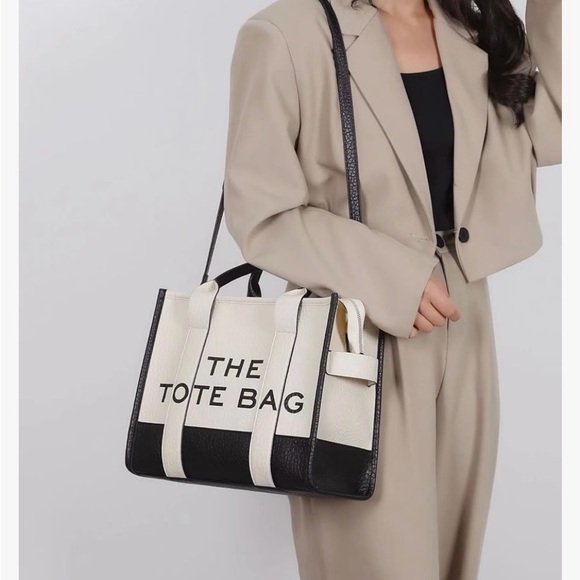 The Tote Bag - Picture 6 of 7